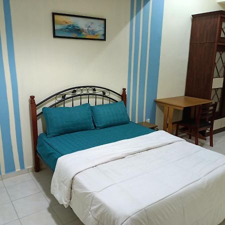 Oyo Home 90419 Sahar Guesthouse Malacca Eksteriør bilde