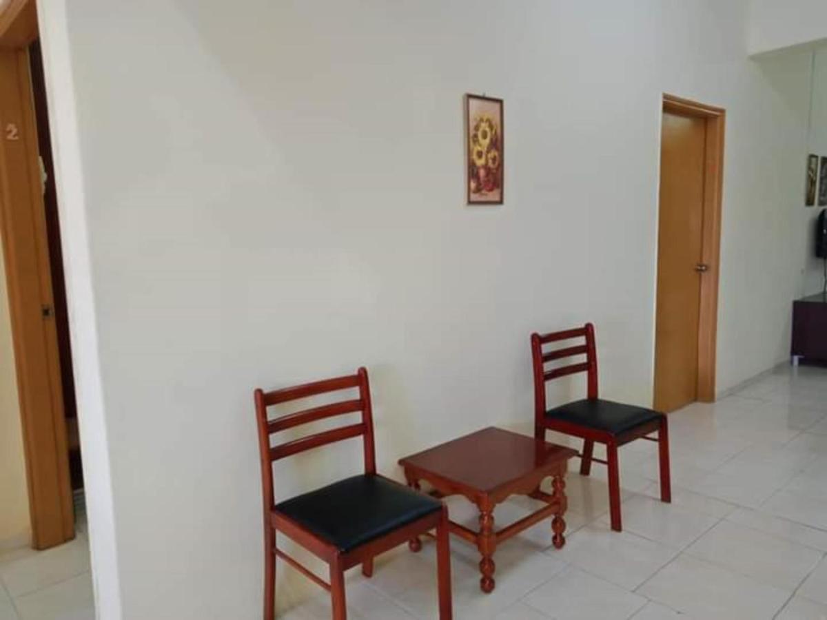 Oyo Home 90419 Sahar Guesthouse Malacca Eksteriør bilde